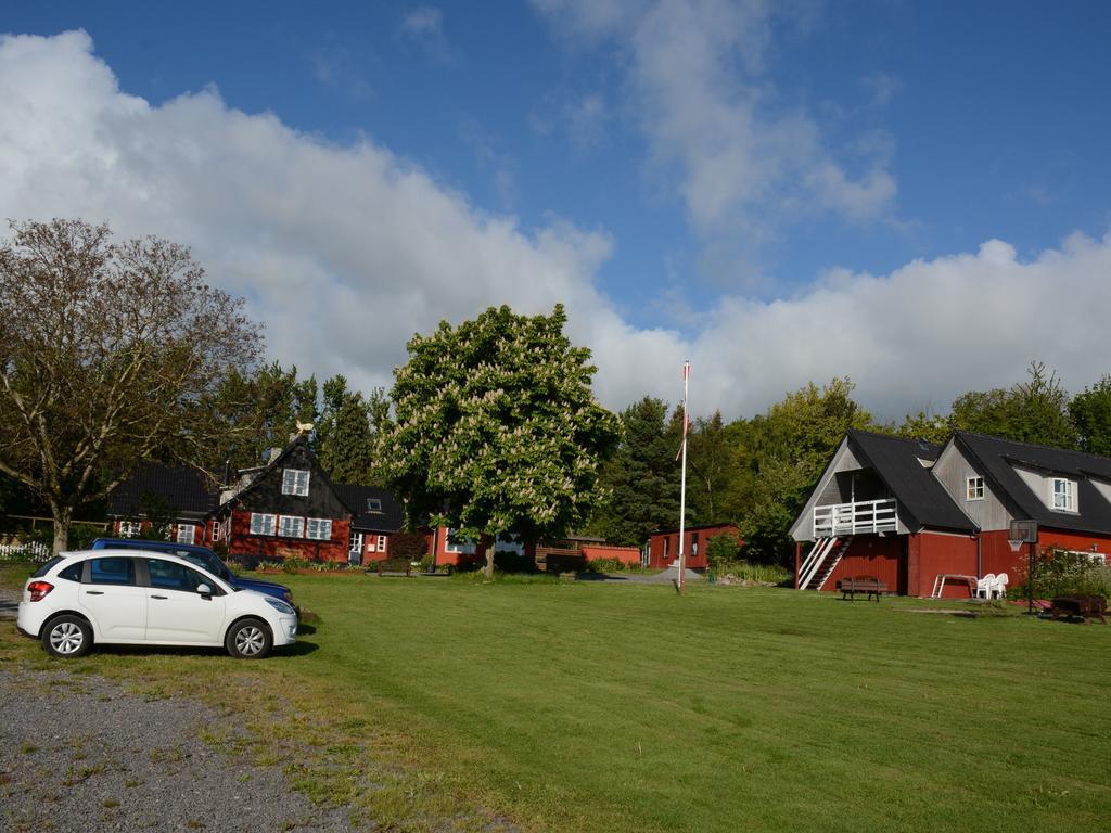 Pyttegarden Apartments Gudhjem Exterior foto